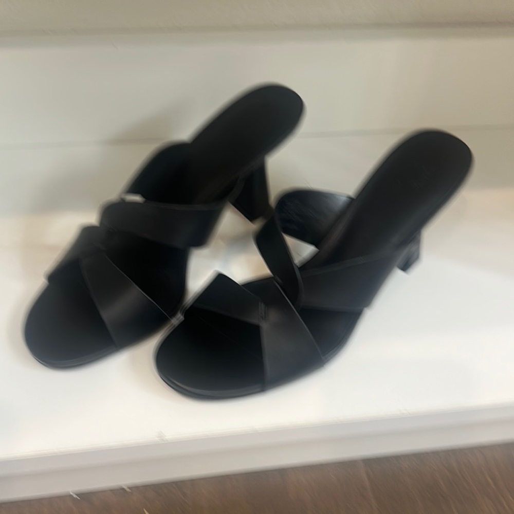 Nordstrom Black Mules Classic Minimalist Design